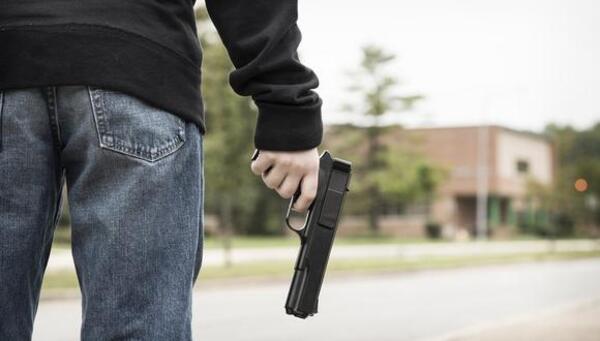 Adolescente disparó a tres de sus compañeros en Brasil - Unicanal