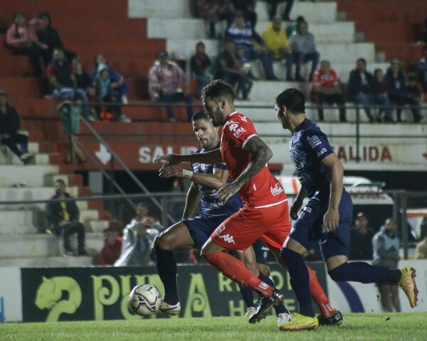 Diario HOY | General y Guaireña se frenan con una igualdad sin goles