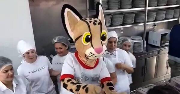La Nación / ¡Cuándo no, Tirika!: agota peluches y habilita su Instagram
