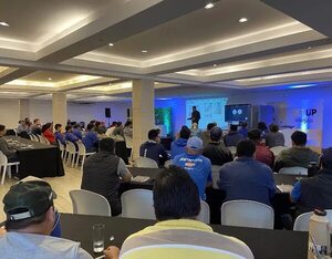 Whirpool llevó a cabo importante capacitación - Empresariales - ABC Color