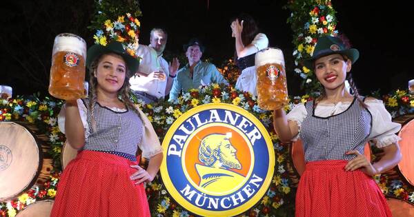 La Nación / La auténtica fiesta del Oktoberfest vuelve con la carpa de Paulaner