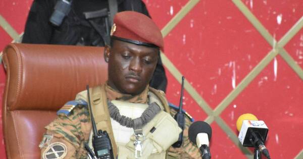 La Nación / El capitán Ibrahim Traoré fue nombrado presidente