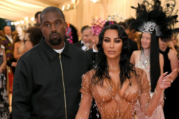 Kanye West acusa a las Kardashian de secuestrar a su hija Chicago