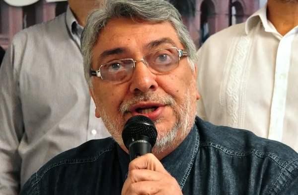 Diario HOY | Avanza recuperación de Fernando Lugo: “Va mejorando día a día”
