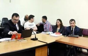 Confirman condena de 15 años de cárcel a policía por “plantar” cocaína a una joven - Nacionales - ABC Color