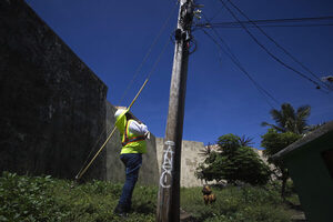Unos 250.000 abonados de la red eléctrica en Puerto Rico se quedan sin luz - MarketData