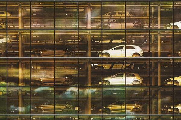 La producción argentina de autos bajó, afectada por la falta de neumáticos - Revista PLUS