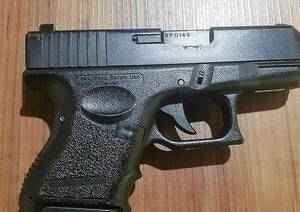 Crónica / Motochorros asaltaban con pistola de gua'u