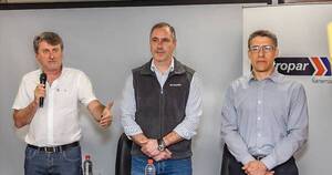 La Nación / Denis Lichi seguirá al frente de Petropar por capricho de Abdo Benítez, cuestionó senador