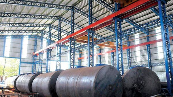 Engineering defiende los contratos que firmó con Petropar