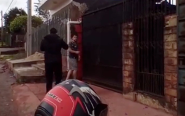 Diario HOY | Ujier fue agredido por una persona al ser notificada