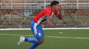 Paraguay empata sobre la hora y mantiene la punta en su serie