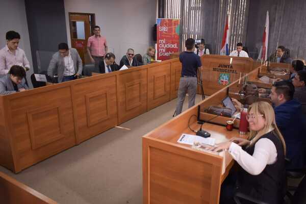 Con criticas aprueban nuevo préstamo - San Lorenzo Hoy