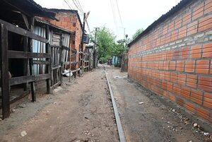 Ferrocarril: Ley sobre franja de dominio sigue vigente, según historiador - Nacionales - ABC Color