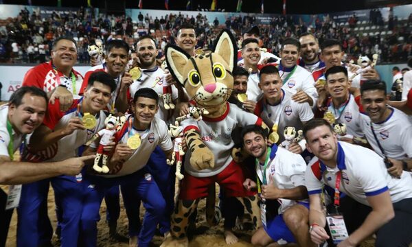 ¡Los Pynandy de Oro recibieron sus medallas y lo celebraron con Tirika!