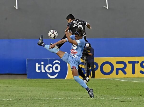 Resistencia 1-Libertad 0: Golpe “Bajo” al Gumarelo - Fútbol - ABC Color