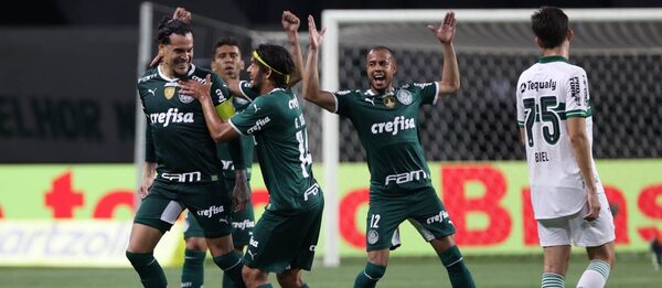 Con gol de Gustavo Gómez, Palmeiras golea y se acerca al título en el Brasileirao