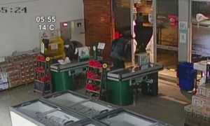 Robaron dos cajas registradoras vacías en Ypané | Telefuturo