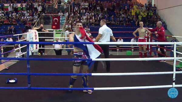 Diario HOY | Paraguayo es campeón mundial de Kickboxing