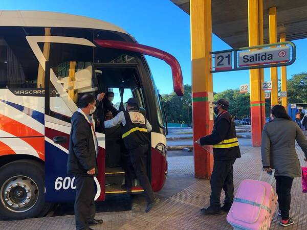 Diario HOY | Media sanción para que buses de media y larga distancias sean exonerados del IVA