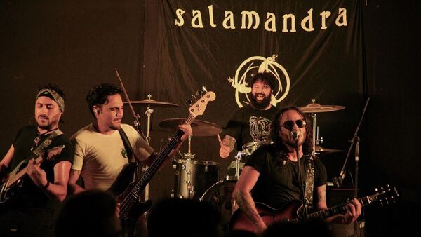Salamandra estrena nuevo disco Corazón de hierro