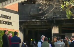 Sin mayores informes, se inició peritaje en depósito incendiado del TSJE - Nacionales - ABC Color