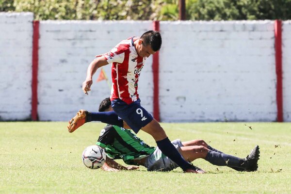 Diario HOY | El campeón Aceval despide al histórico Pinozá con un lapidario 8-0