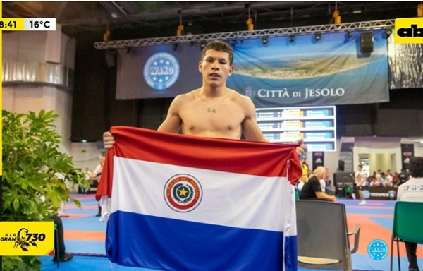 Paraguayo de 16 años es campeón mundial de Kick Boxing - Paraguaype.com