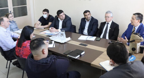 Diario HOY | INE y Salud avanzan en trabajo coordinado para el día del Censo Nacional