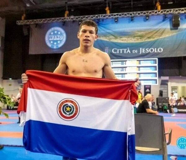 Kickboxing: Paraguayo se consagra campeón mundial - ADN Digital