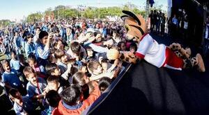 Tiríka sigue dando de que hablar, estuvo concienciando en la importancia de las vacunas – Prensa 5