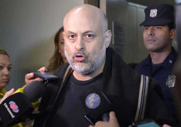 Diario HOY | Video: Fallido show de Payo Cubas en la Comandancia: Fue echado a "patadas"
