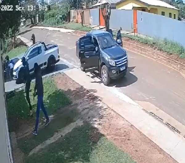 Sujetos armados atacaron una vivienda a pesar de no haber hallado a su objetivo - Radio Imperio