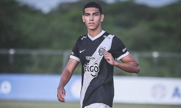 Crónica / "Siempre fui olimpista, desde chico quise jugar aquí", he'i la sensación de la Albirró Sub 20