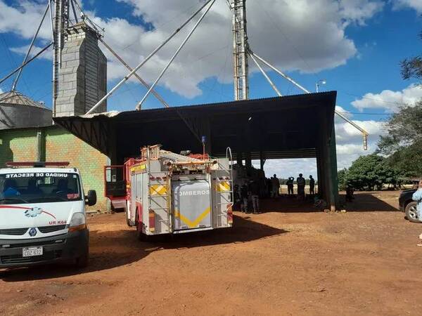 Crónica / Naranjal: Joven trabajador perdió la vida al caer a un silo