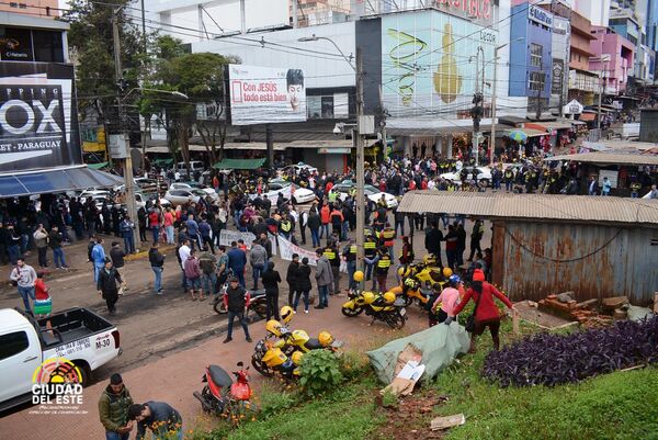 Protestan contra restitución de Shopping Box a empresa - Noticde.com