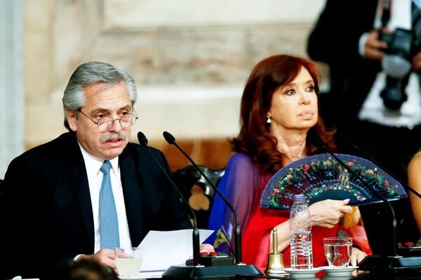 Argentina supera segunda revisión de FMI y accede a 3.800 millones de dólares - Mundo - ABC Color