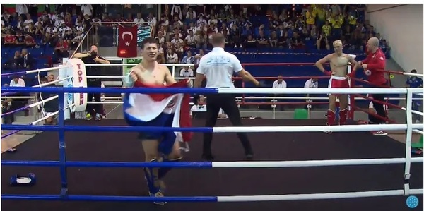 Joven paraguayo es campeón mundial juvenil de Kick Boxing | 1000 Noticias