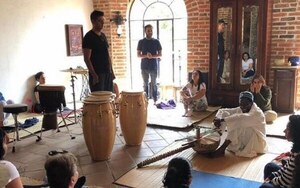 Diario HOY | "Música Tales", experiencia terapéutica a través de melodías en Espacio Muna