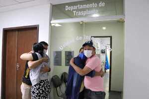 Diario HOY | Pacientes salen de alta tras recibir trasplante renal: "Un acto de amor"
