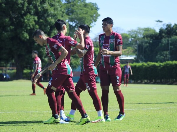 Una victoria y un empate en la tarde sabatina - APF