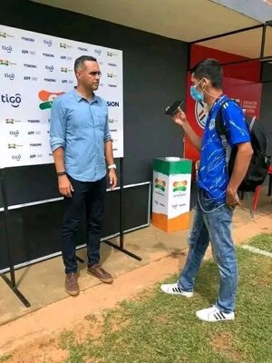 Lo criticaron por su pronunciación y ahora va a relatar el clásico Cerro Porteño-Olimpia - Nacionales - ABC Color