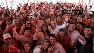 Nicanor encabezó intensa gira por Caaguazú y Alto Paraná - El Trueno
