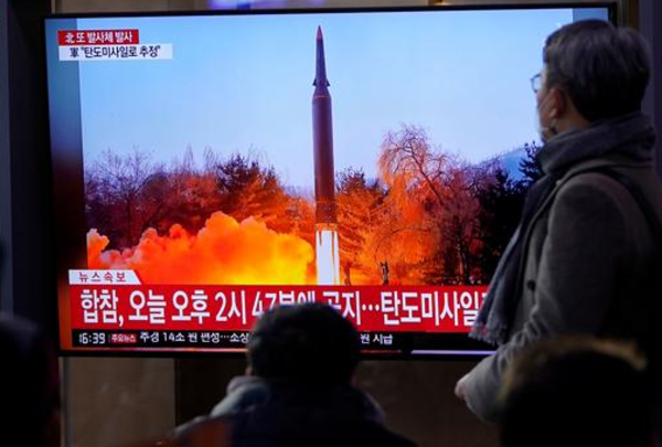Corea del Norte lanzó un nuevo misil de "autodefensa" ante las amenazas de EEUU