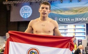Campeón del mundo cuestiona posteo de ministro que no le apoyó