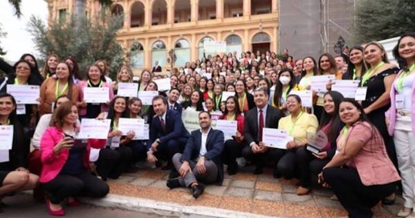 La Nación / Unas 2.522 mujeres se inscribieron