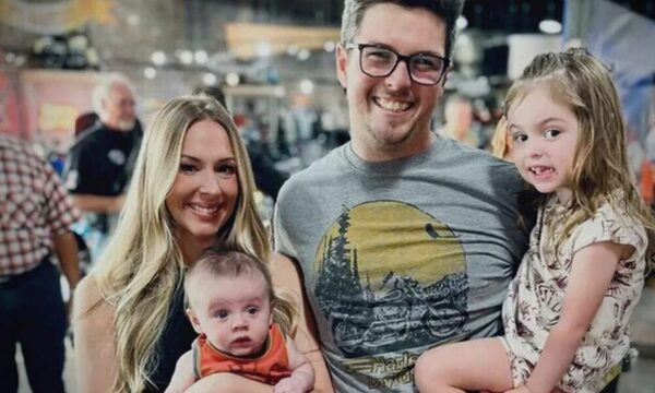 De terror: pitbulls mutilan a dos bebés frente a sus padres