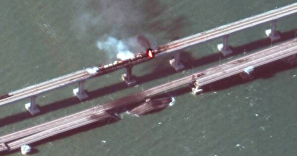 La Nación / Guerra en Ucrania: destruido estratégico puente ruso de Crimea por enorme explosión