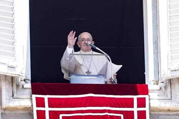 El papa pide aprender de la historia ante el peligro de guerra nuclear - Mundo - ABC Color