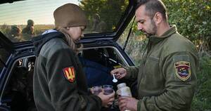 La Nación / Amor ucraniano en el frente de la guerra